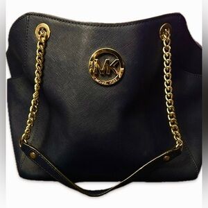 Michael Kors Jet Set Large Saffiano Navy Shoulder Bag with Gold Accents